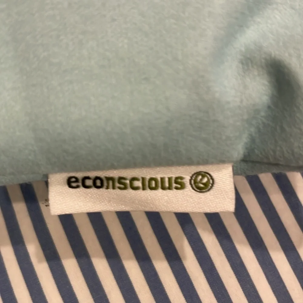 Econscious recycled microfiber towel